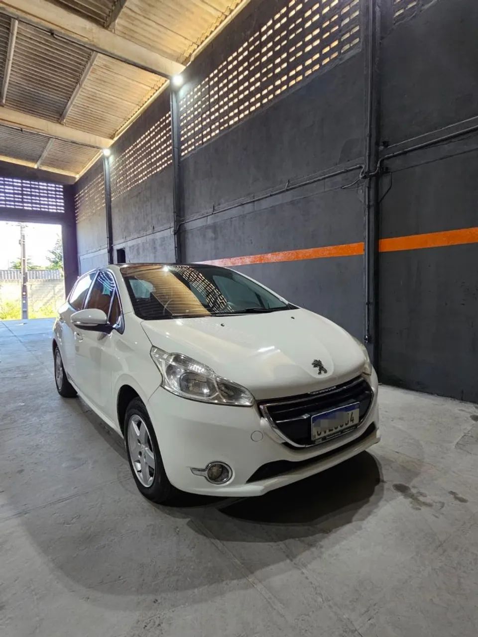 Peugeot 208 Active/active Pack 1.5 Flex 8V 5P 2014 - Foto 3