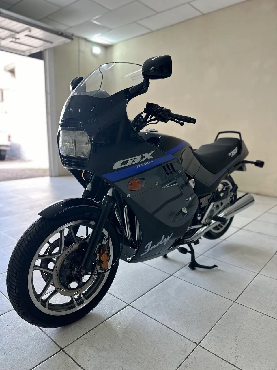 CBX 750 INDY  - Foto 4