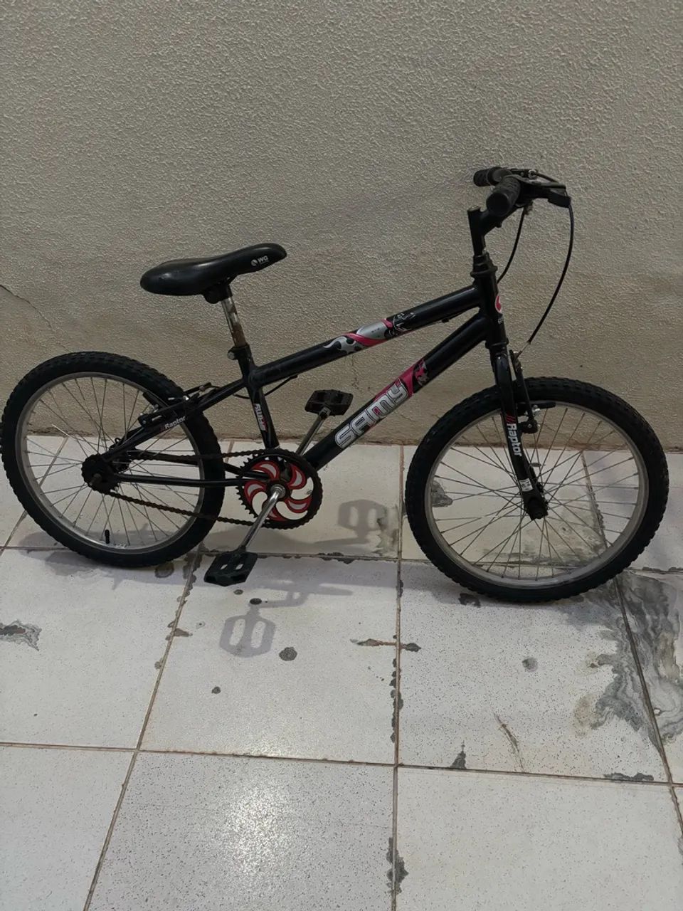 Vende se bicicleta 