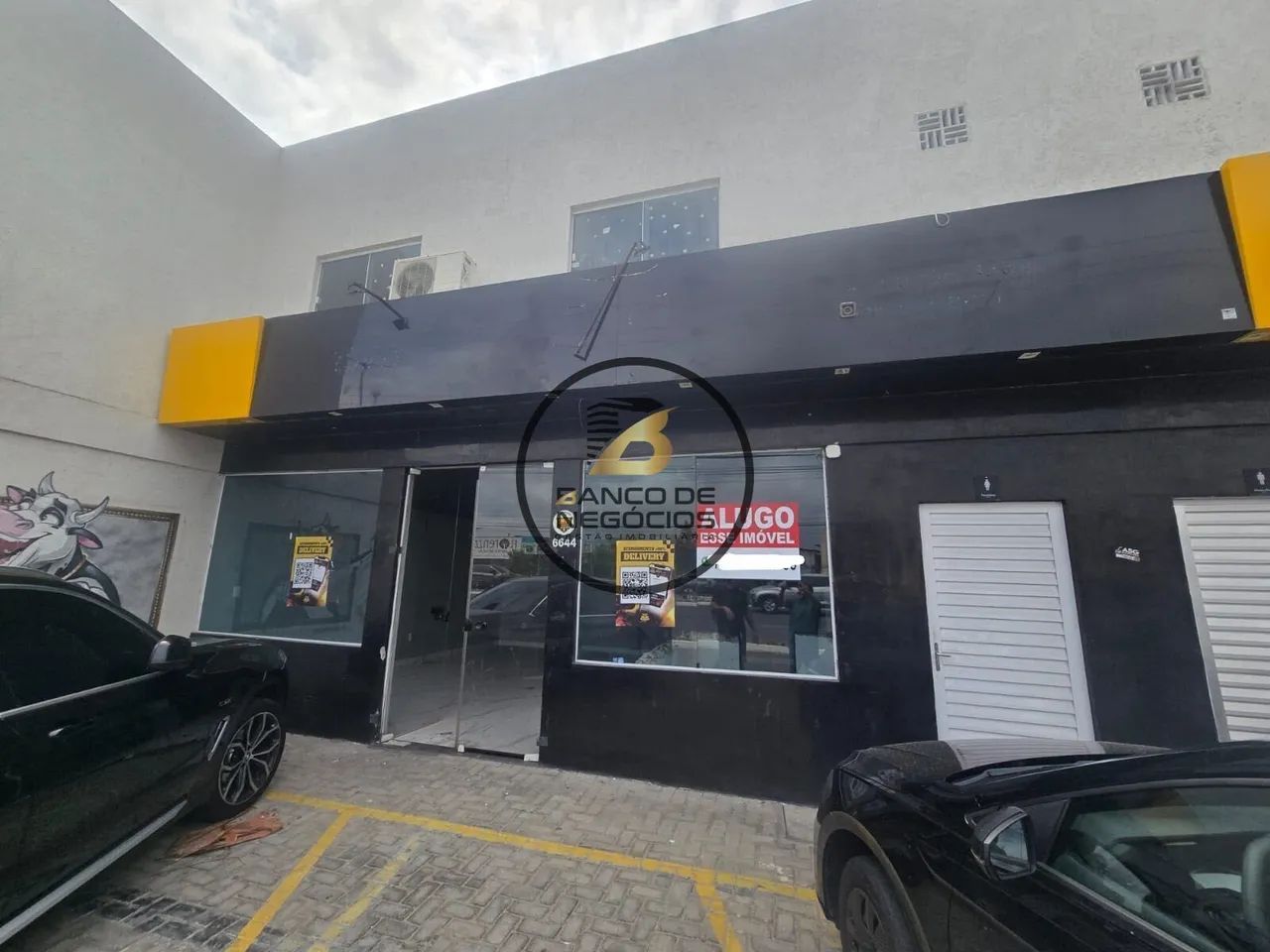Loja com 65 m² para locação na Estrada do Coco