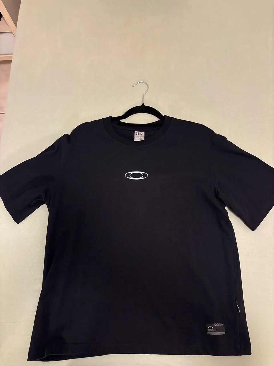 Camiseta Oakley Software 2075 Oversized