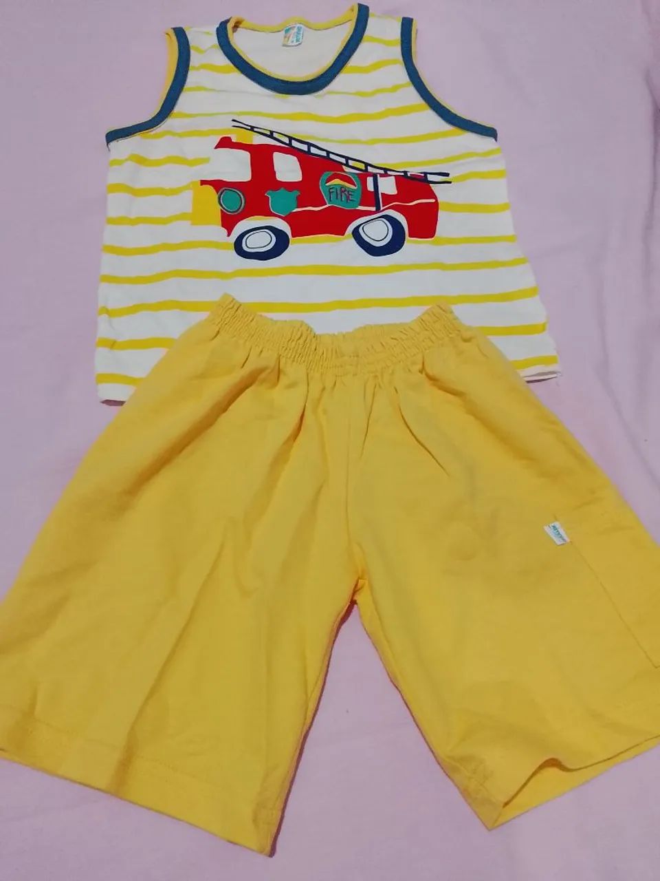 Roupa infantil 