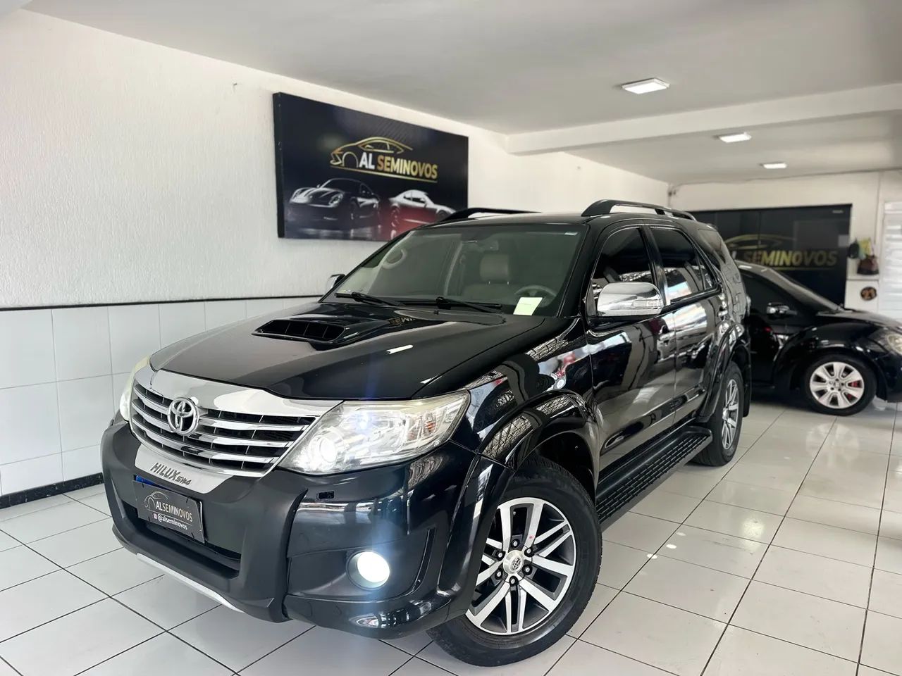 Toyota Hilux CD SRV D4-D 4X4 3.0 TDI DIES 2013