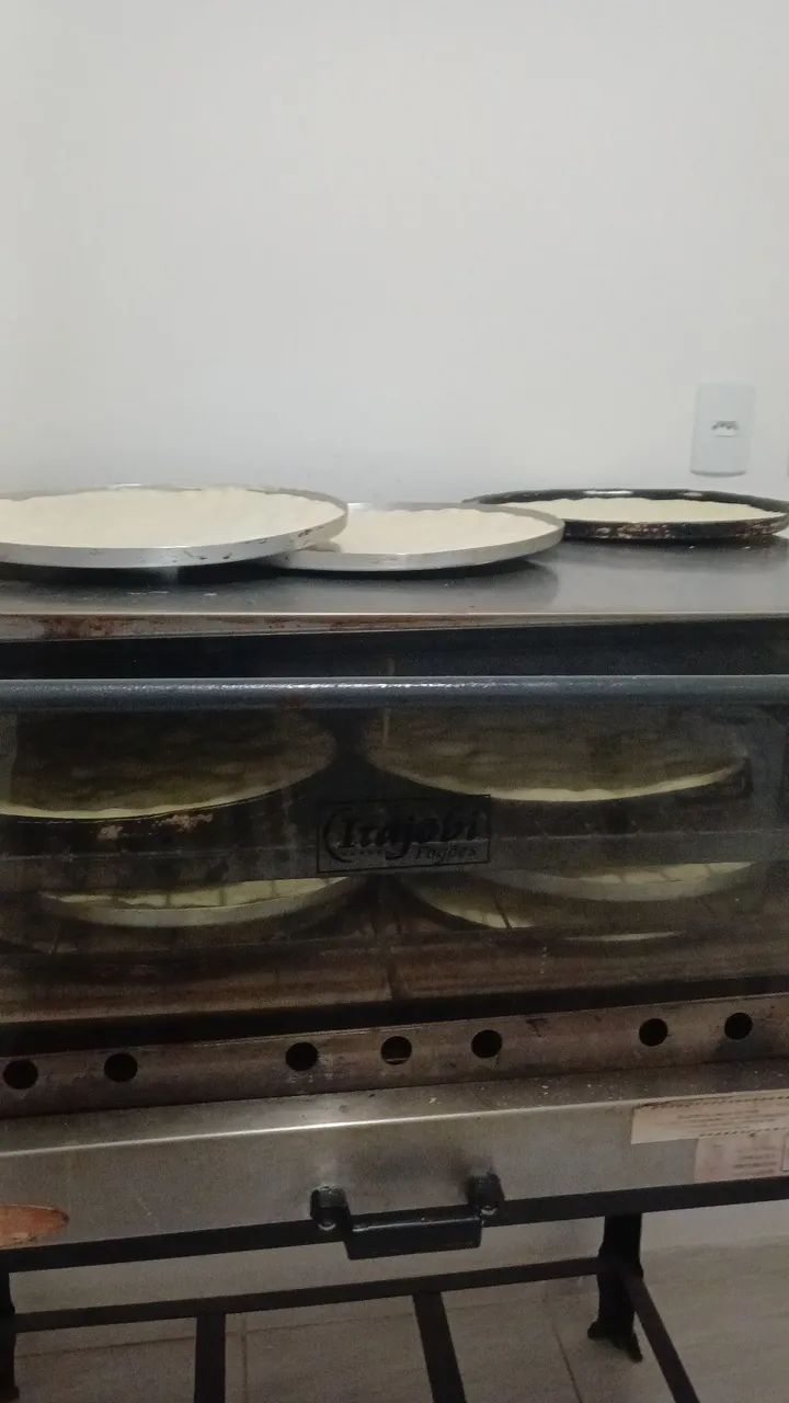 Vende-se massas caseiras pre assadas pra pizza  - Foto 2