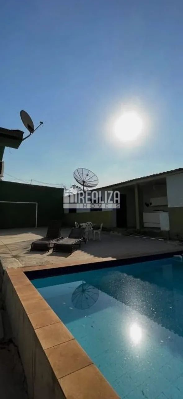 Casa com Piscina e Churrasqueira no CENTRO de Rifaina