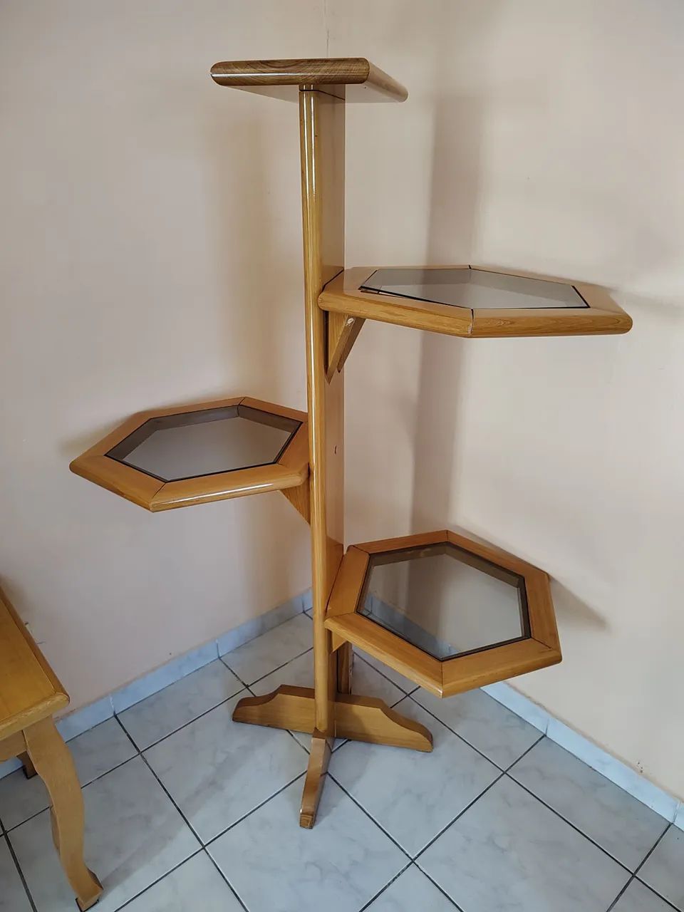 Platereira Com três Mesinhas  - Foto 4