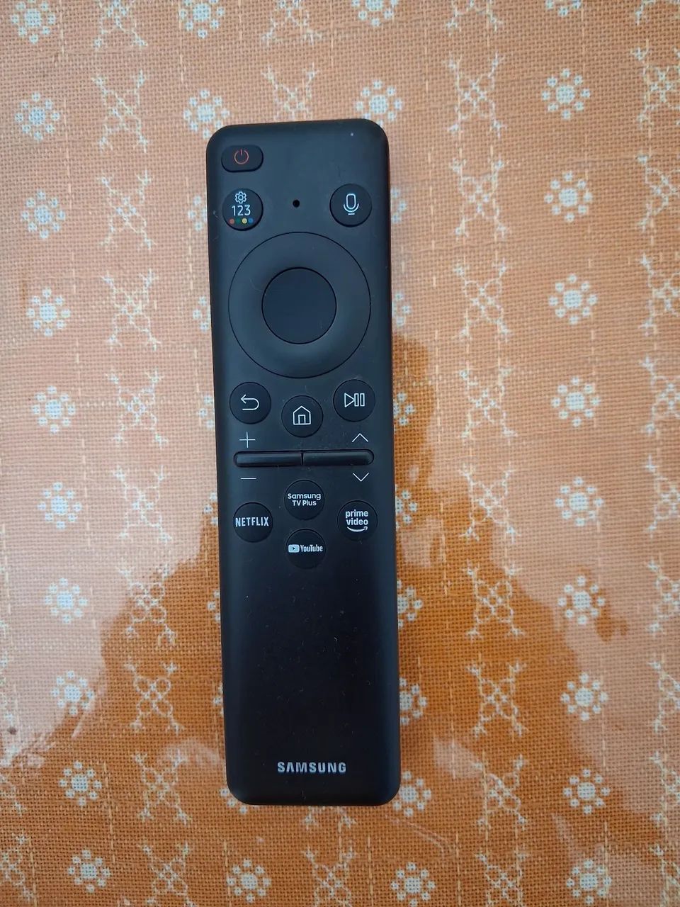 Vende-se uma Smart TV de 43 polegadas da marca Samsung moderna e tecnologia avançada !!!!! - Foto 2