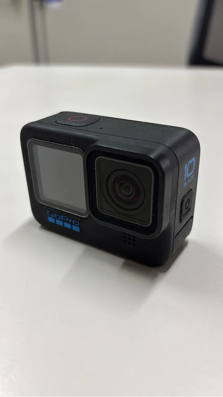 Camera Go Pro HERO 10 Black com acessórios