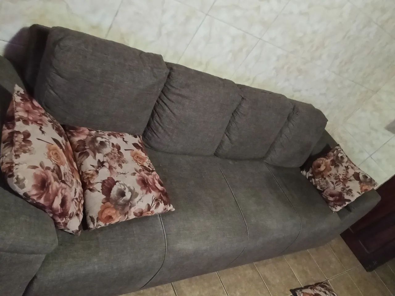 Sofá usado de 4 e 3 lugares  - Foto 4