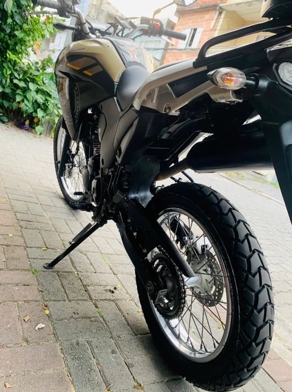 Lander 250 - Foto 2