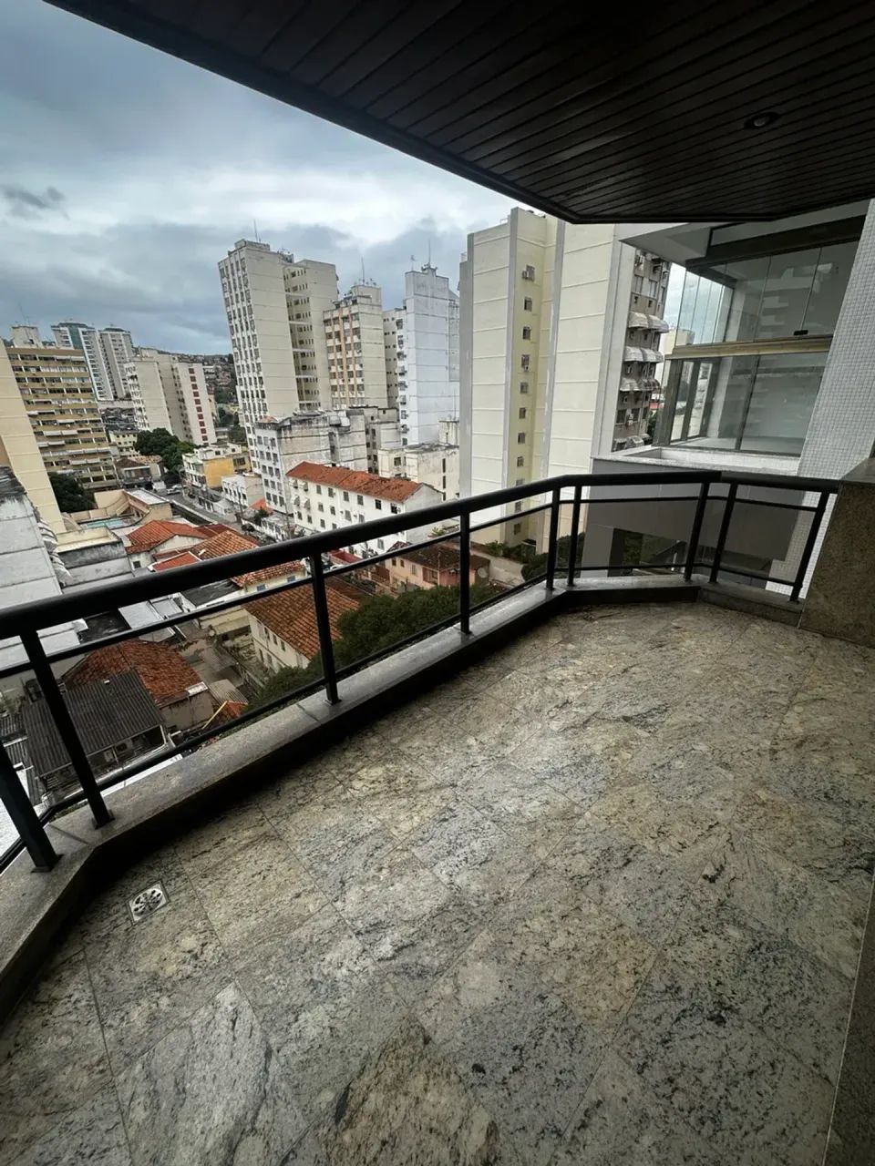Apartamento de 4 quartos, sendo 2 suítes e 2 vagas de garagem. - Foto 3