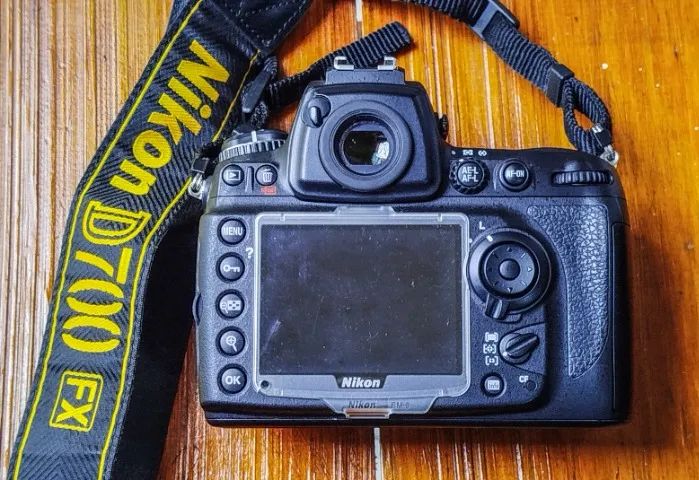 Nikon D700 FX - Foto 3