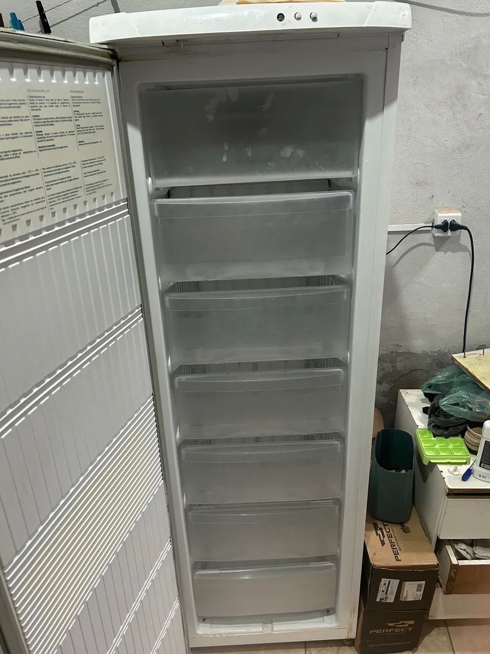 Fizer vertical frost free Eletrolux  - Foto 2