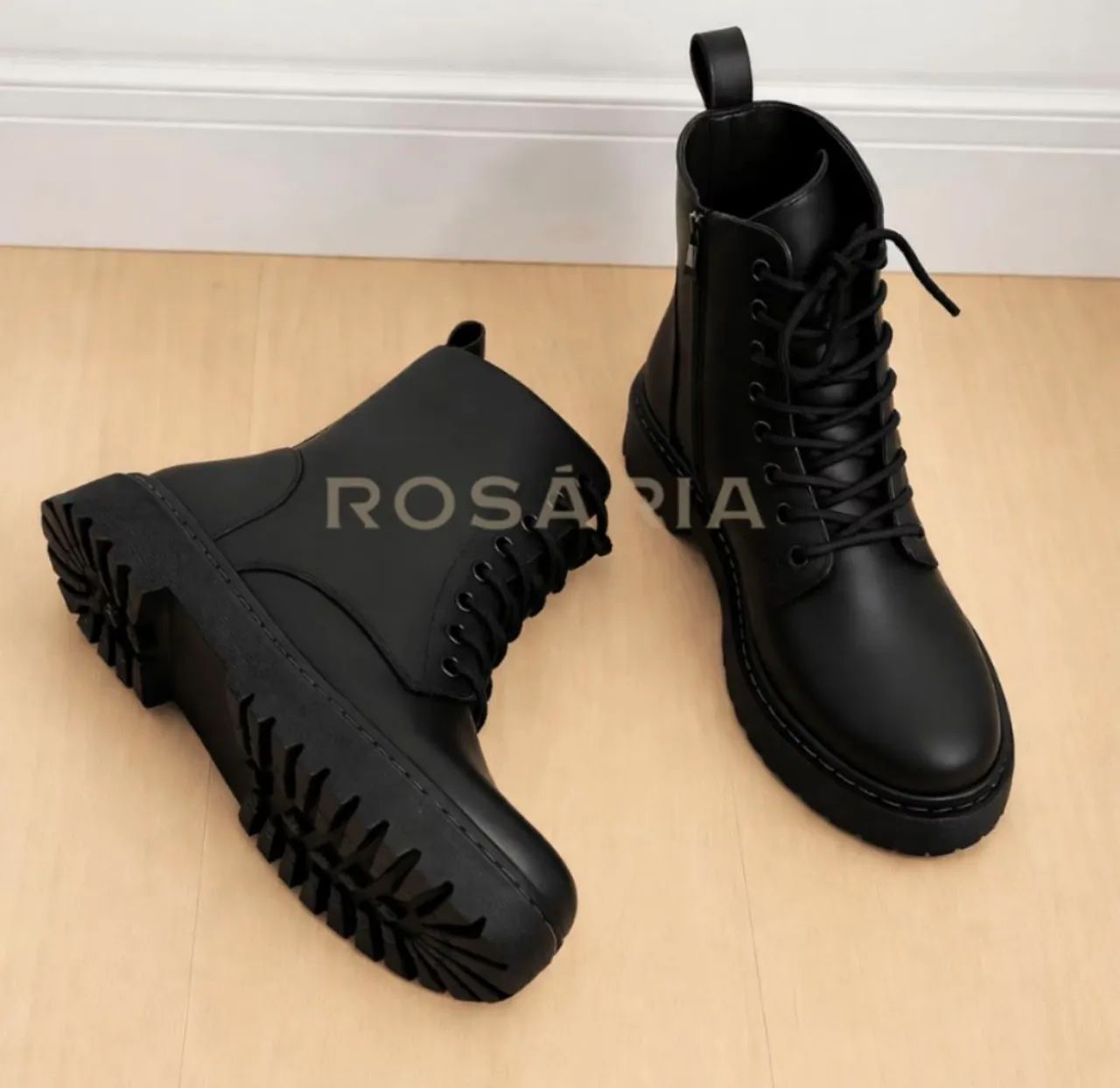 Bota Coturno Tratorada com zíper  - Foto 2