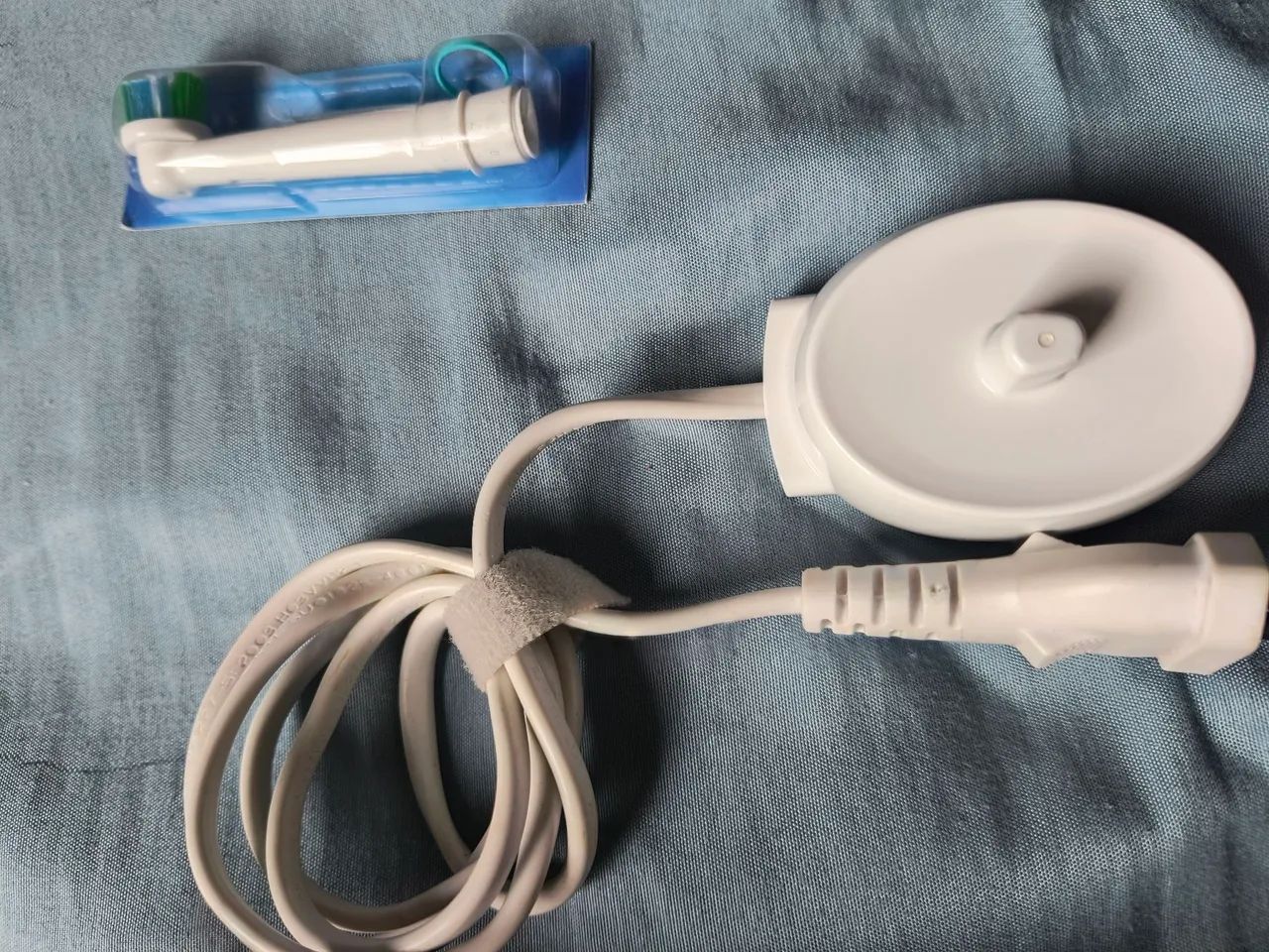 Escova Oral B Pró Séries Vitally  - Foto 4