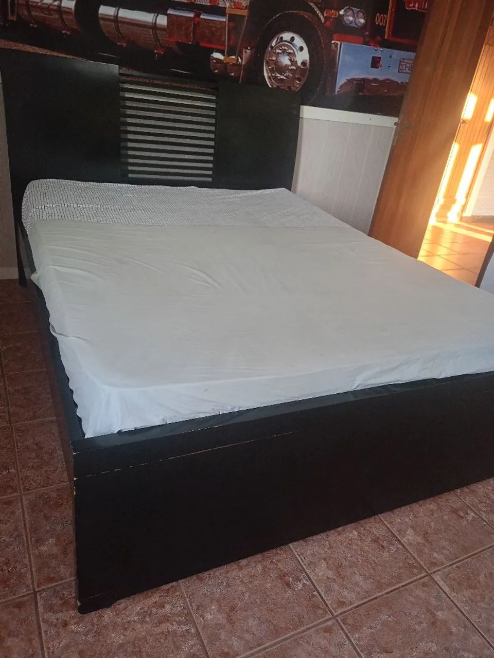 Cama de casal Queen 1,80x2,20 / colch ão gratis - Foto 2
