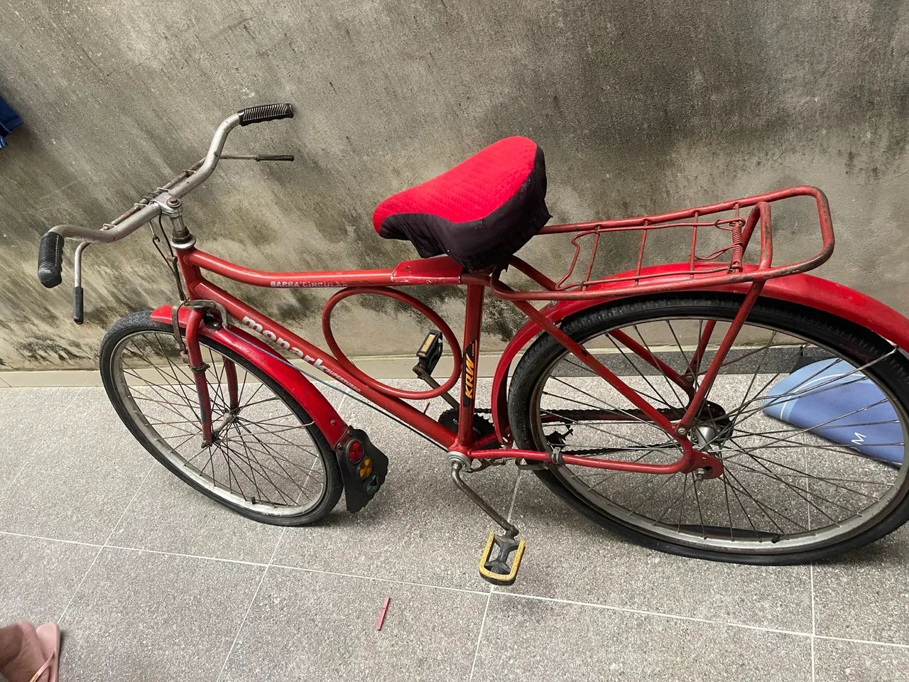 Vendo bicicleta Monark novinha zera - Foto 2