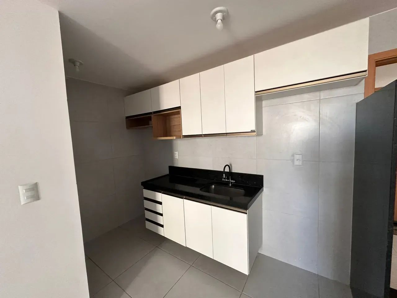 VENDE APARTAMENTO COM 02 QUARTOS BAIRRO DO BESSA - Foto 3