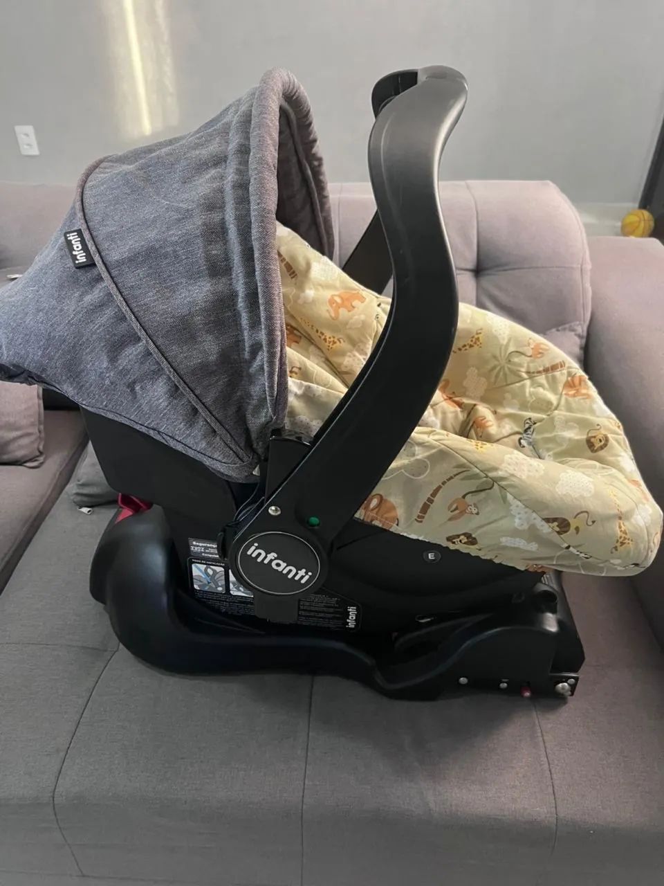 Bebê conforto Infanti com base Isofix  - Foto 2