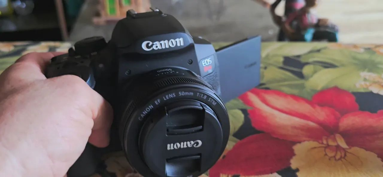 Câmera Canon T8i com kit de lentes. - Foto 4
