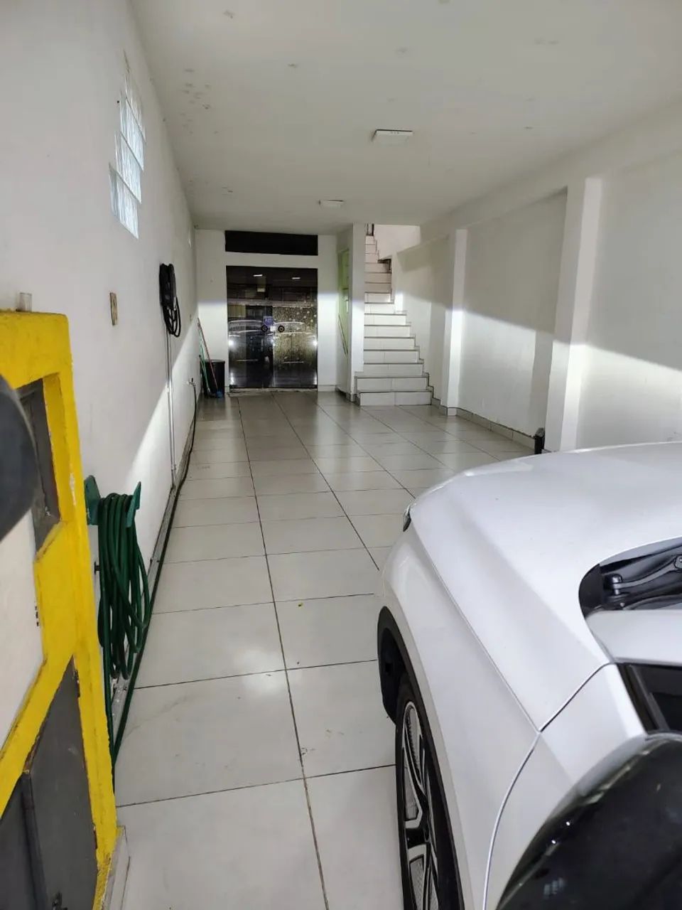 Sobrado com 180mts  vaga 2 carros 2 Q 2 BH  - Foto 2