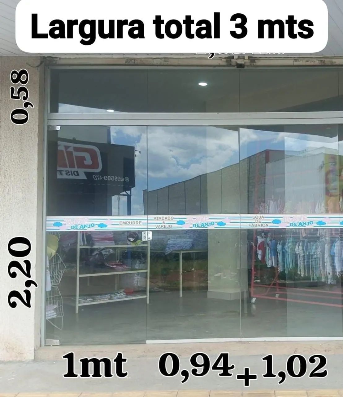 Vendo vitrine em bindex completa ou peças separadas