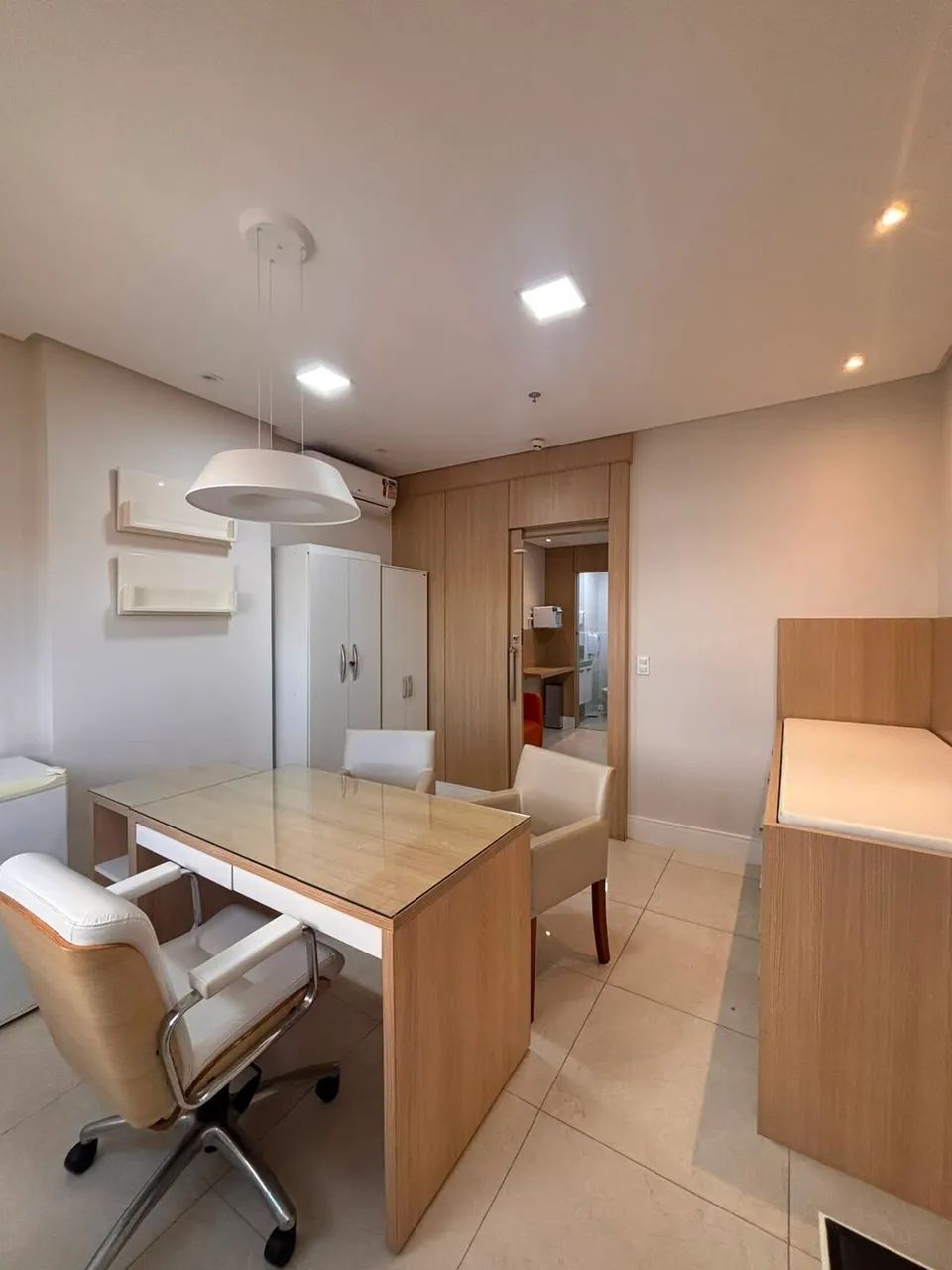Sala comercial para alugar no bairro Centro de Vila Velha - Vila Velha/ES - Foto 4