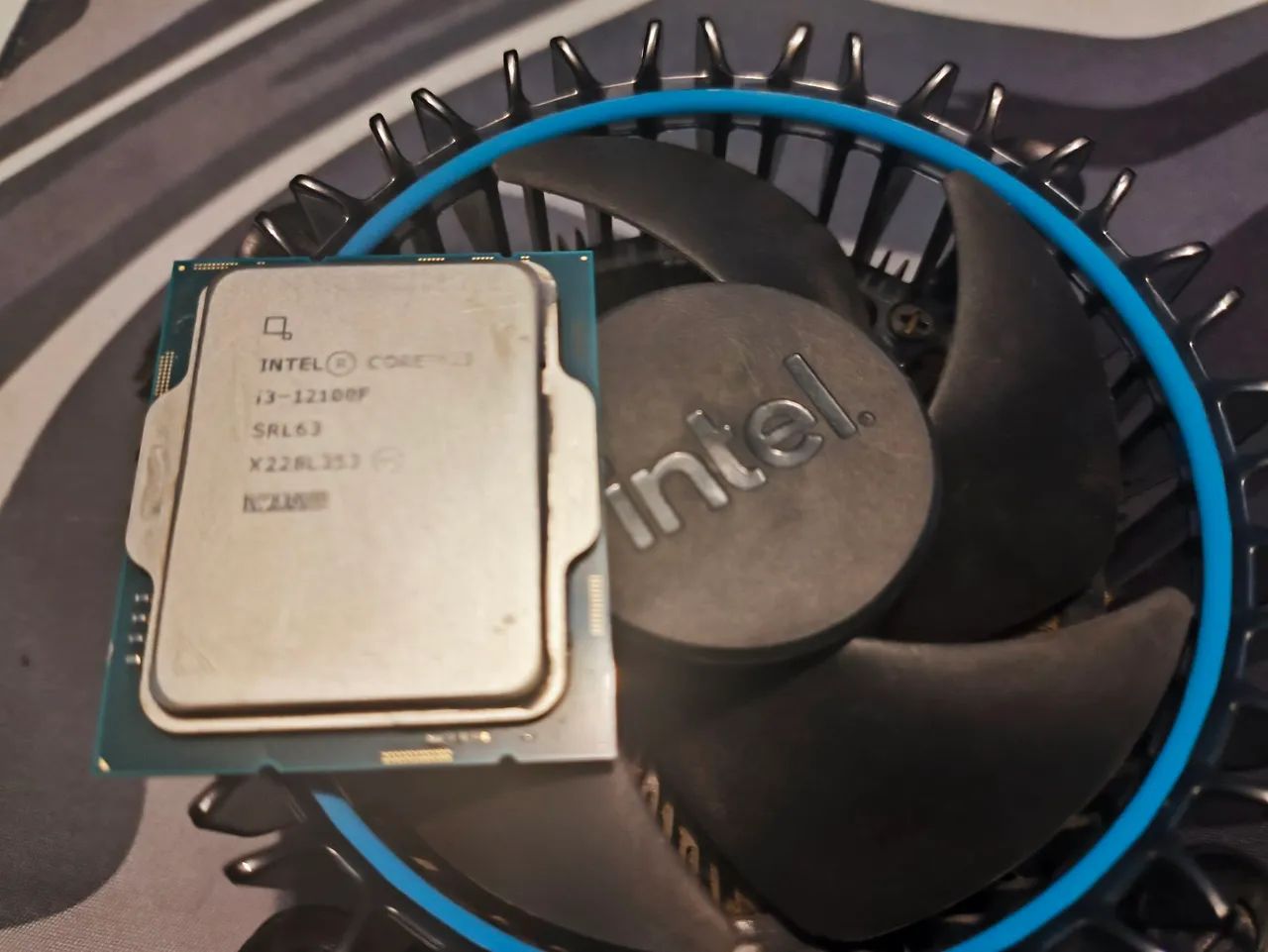 A*r様 Intel Core i3 12100F 中古動作品 Processador Intel Core I3-12100f - usado. - Processadores - São