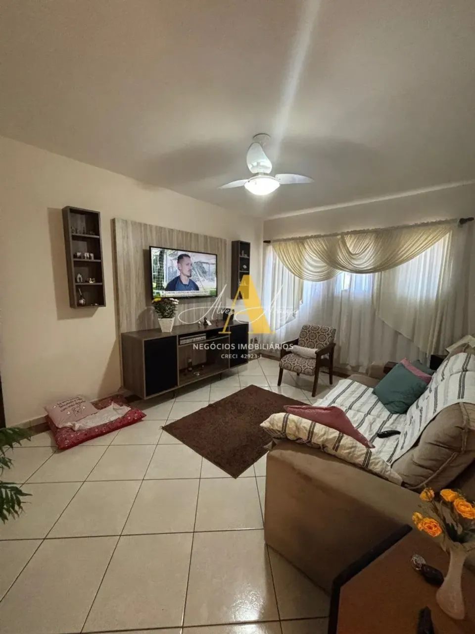 Locação Casa Centro com 4 dormitórios. - Foto 5