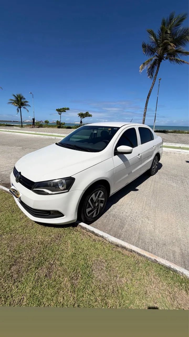 Volkswagen Voyage 2014