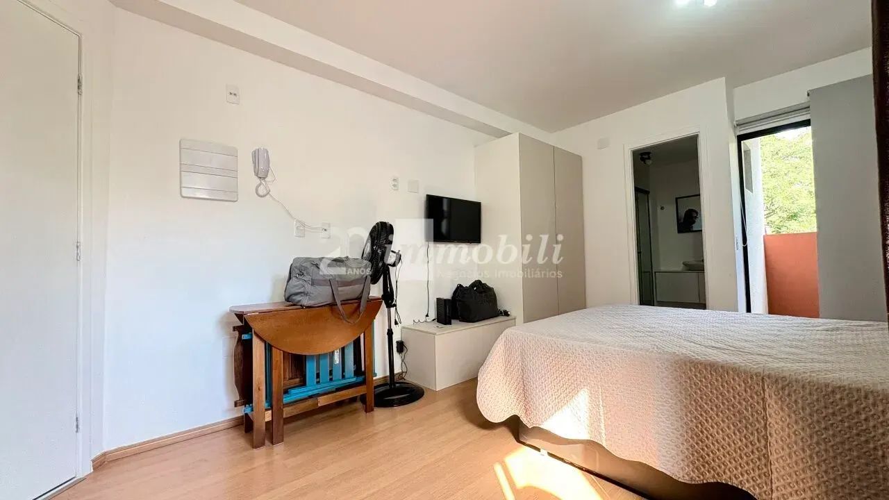 Studio Mobiliado em Frente à Praça Rotary - Vila Buarque