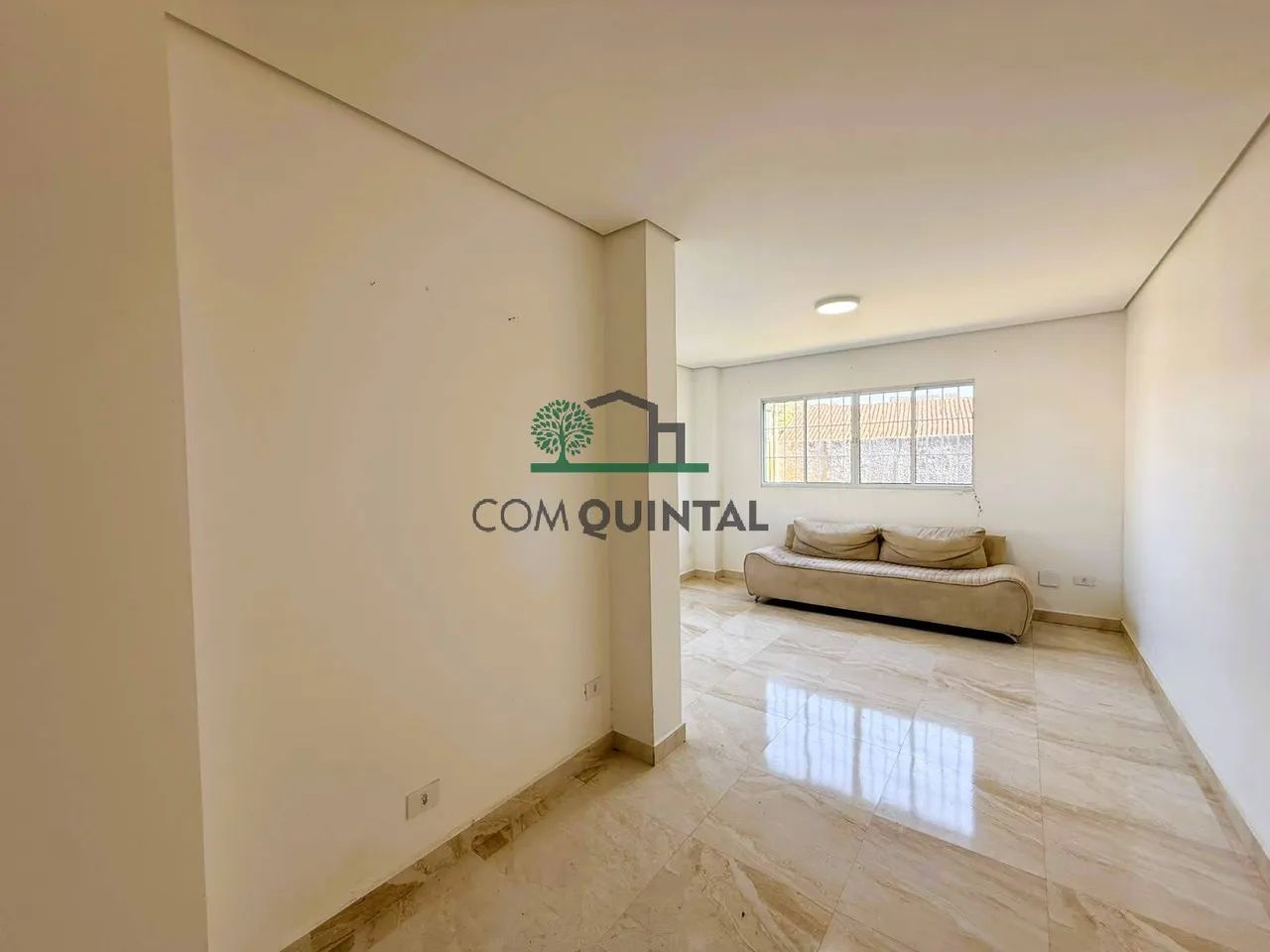 Sobrado com 3 suítes, escritório, piscina e edícula com churrasqueira! - Foto 5