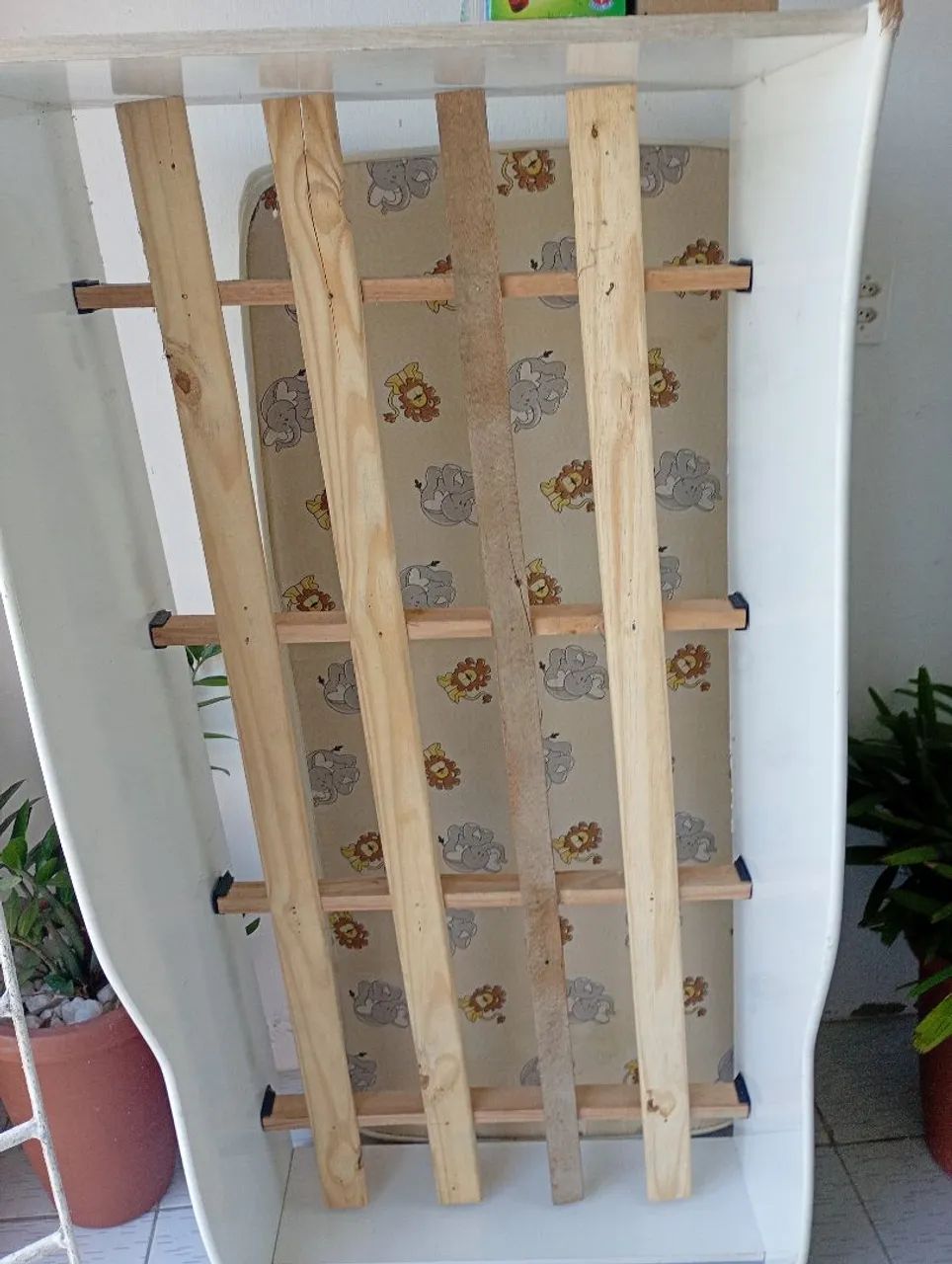 Cama dos carros infantil 