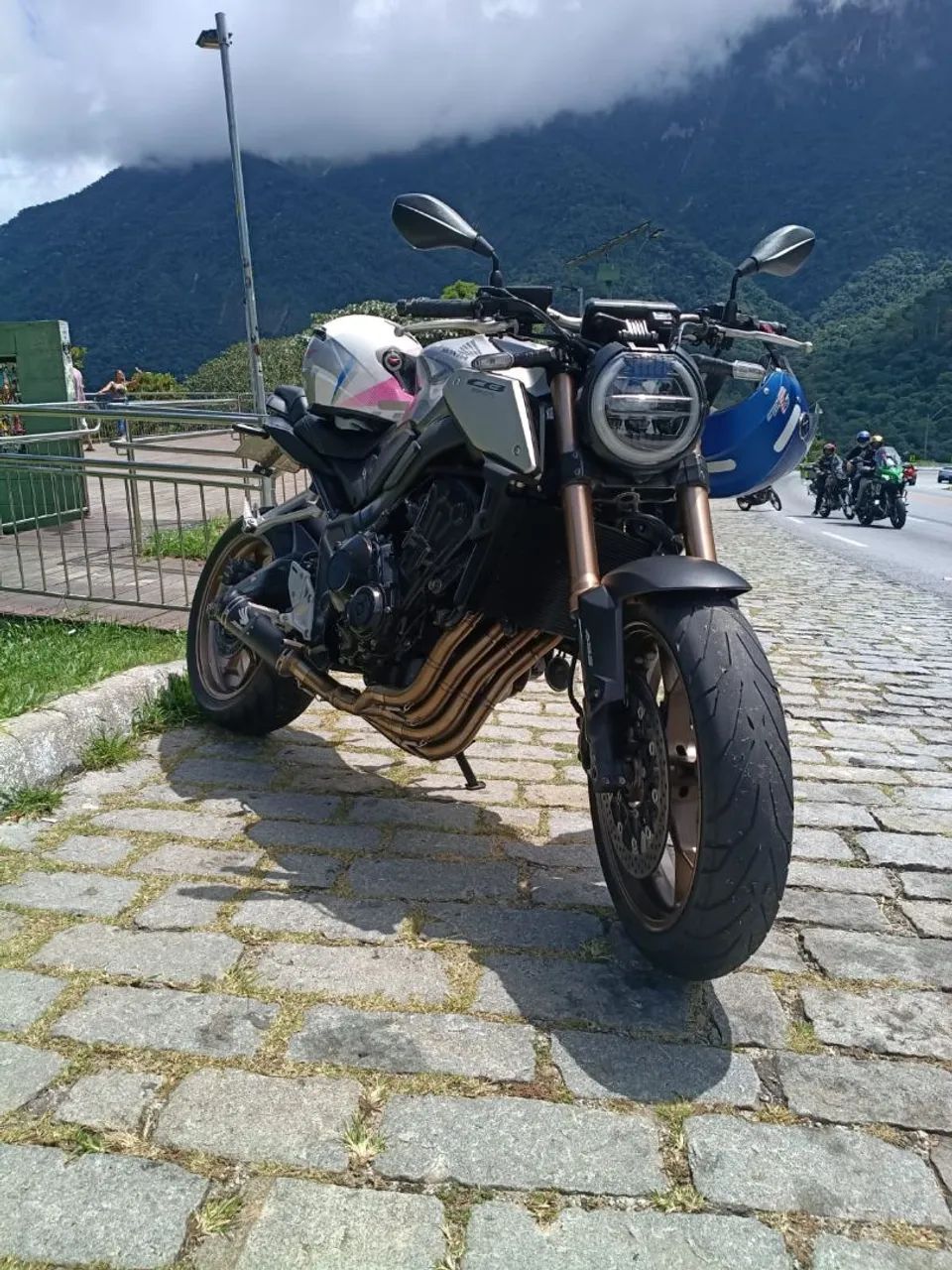 Cb650 