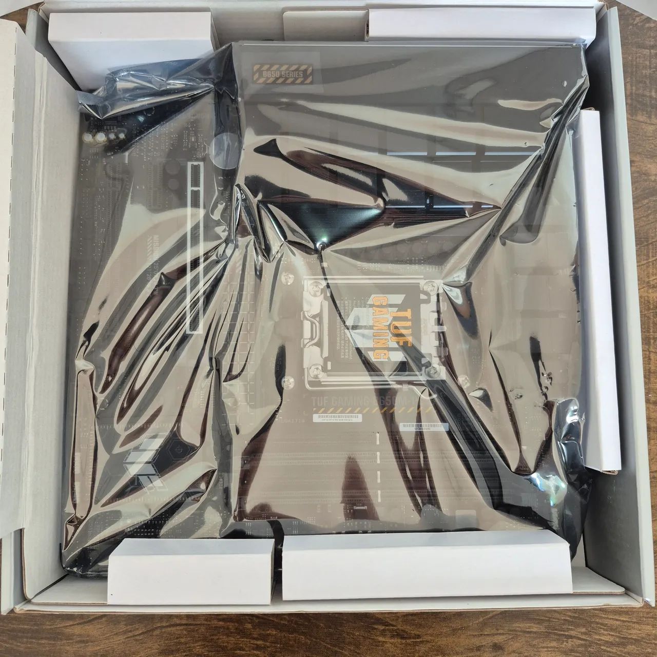 Placa-Mãe ASUS TUF Gaming B650M-Plus ? NOVA - Foto 5