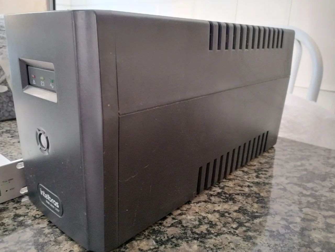 Nobreak Intelbras XNB 1800va - Foto 2