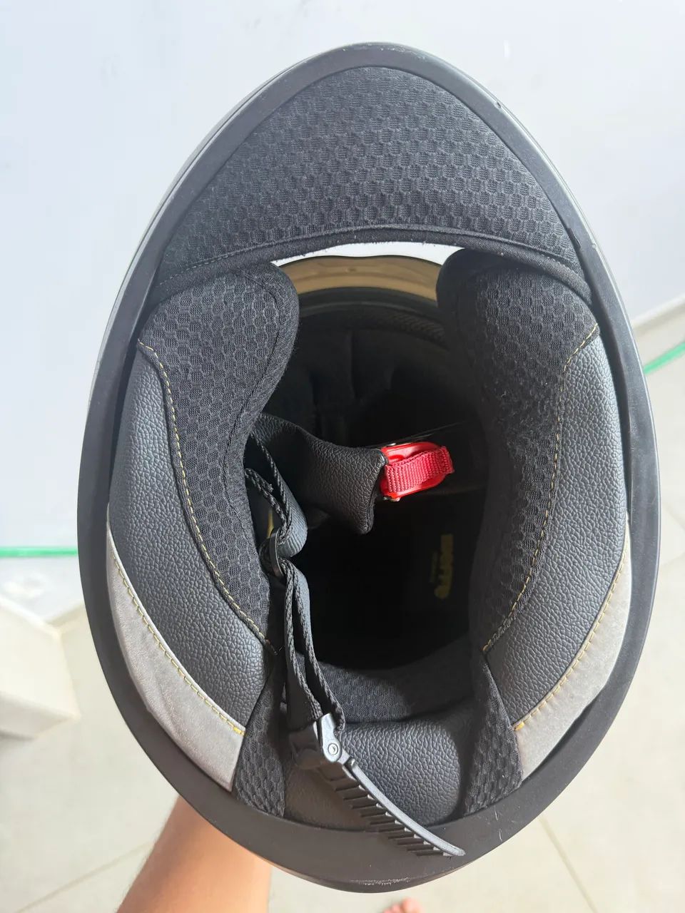 Capacete Bieffe tamanho 56 - Foto 4