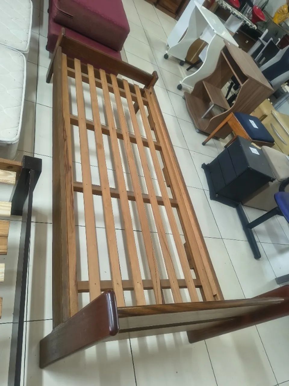 Cama Solteiro em Madeira  - Foto 3
