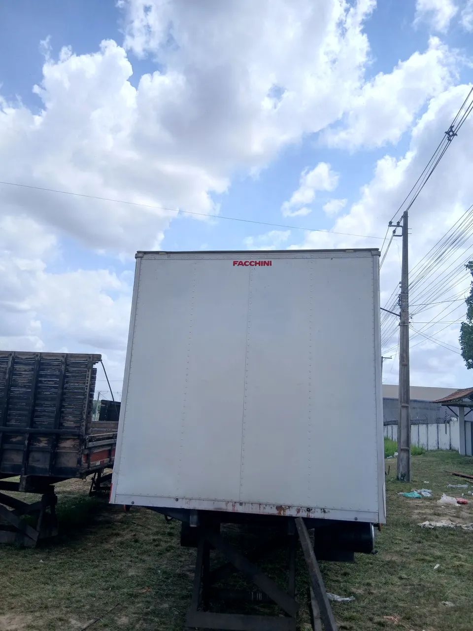 Vendo baú 3/4 5.40 de comprimento 22.000,00 - Foto 5