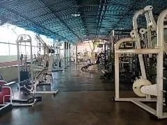 Alugo Academia 100% Mobiliada e Equipamentos Semi Novos c/ 3.000m² Construídos no Centro - Foto 2