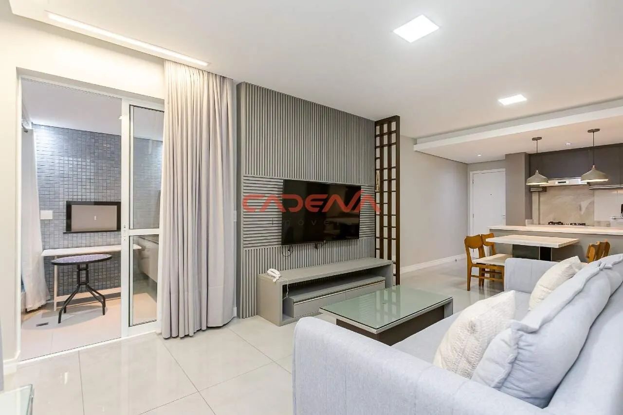 Apartamento com 2 suítes e 1 vaga para aluguel no Centro