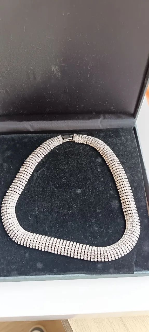 CONJUNTO COLAR, BRINCOS E PULSEIRAS STRASS.  - Foto 5