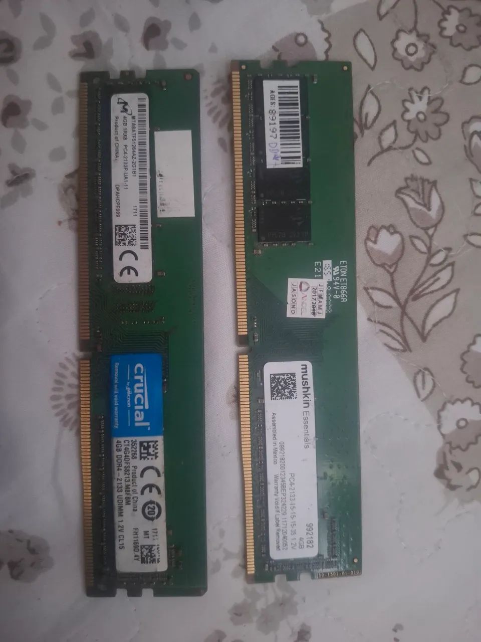 Memória ram 4gb ddr4 desktop funcionando perfeitamente 
