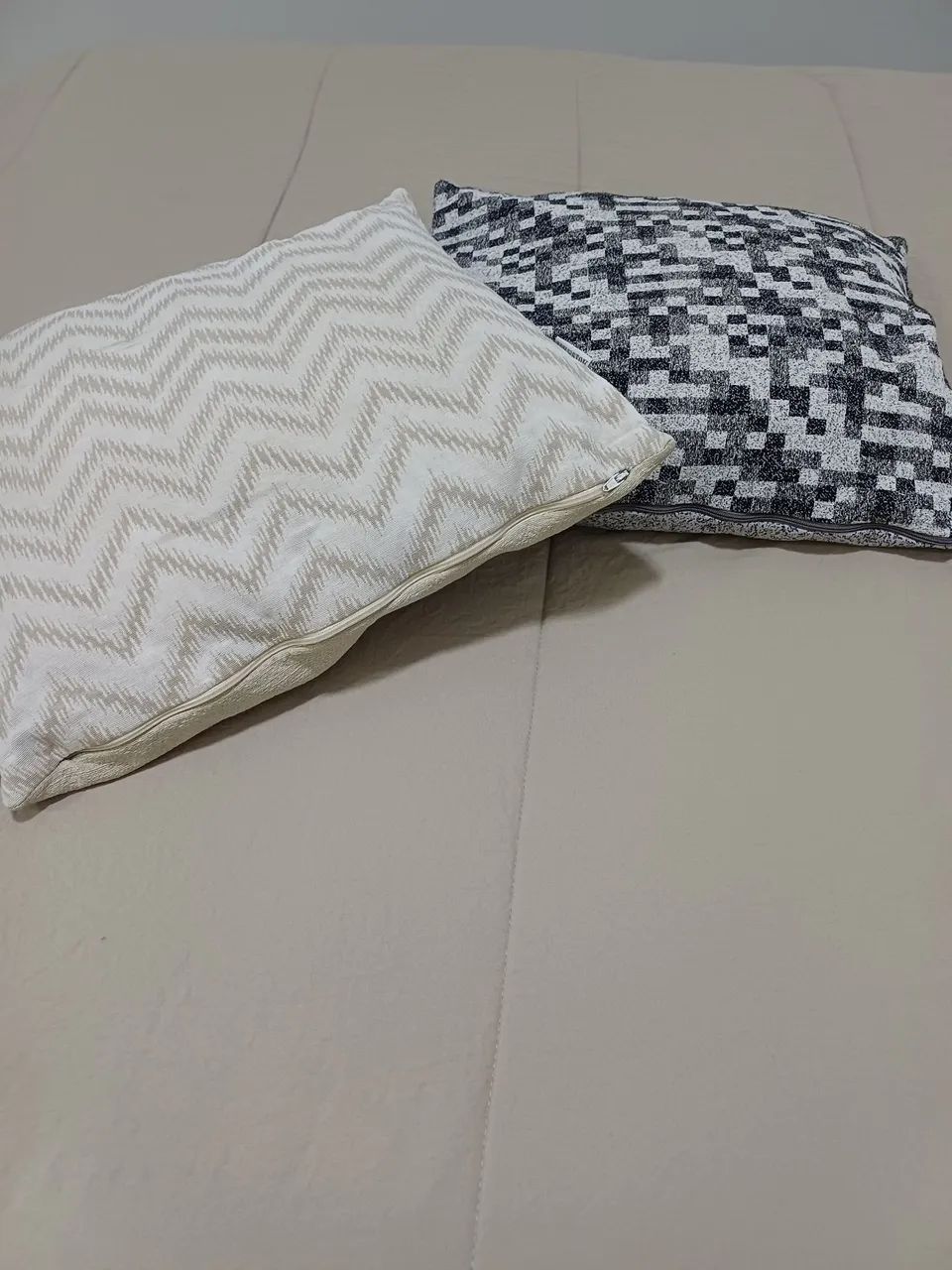 02 almofadas Tok & Stok