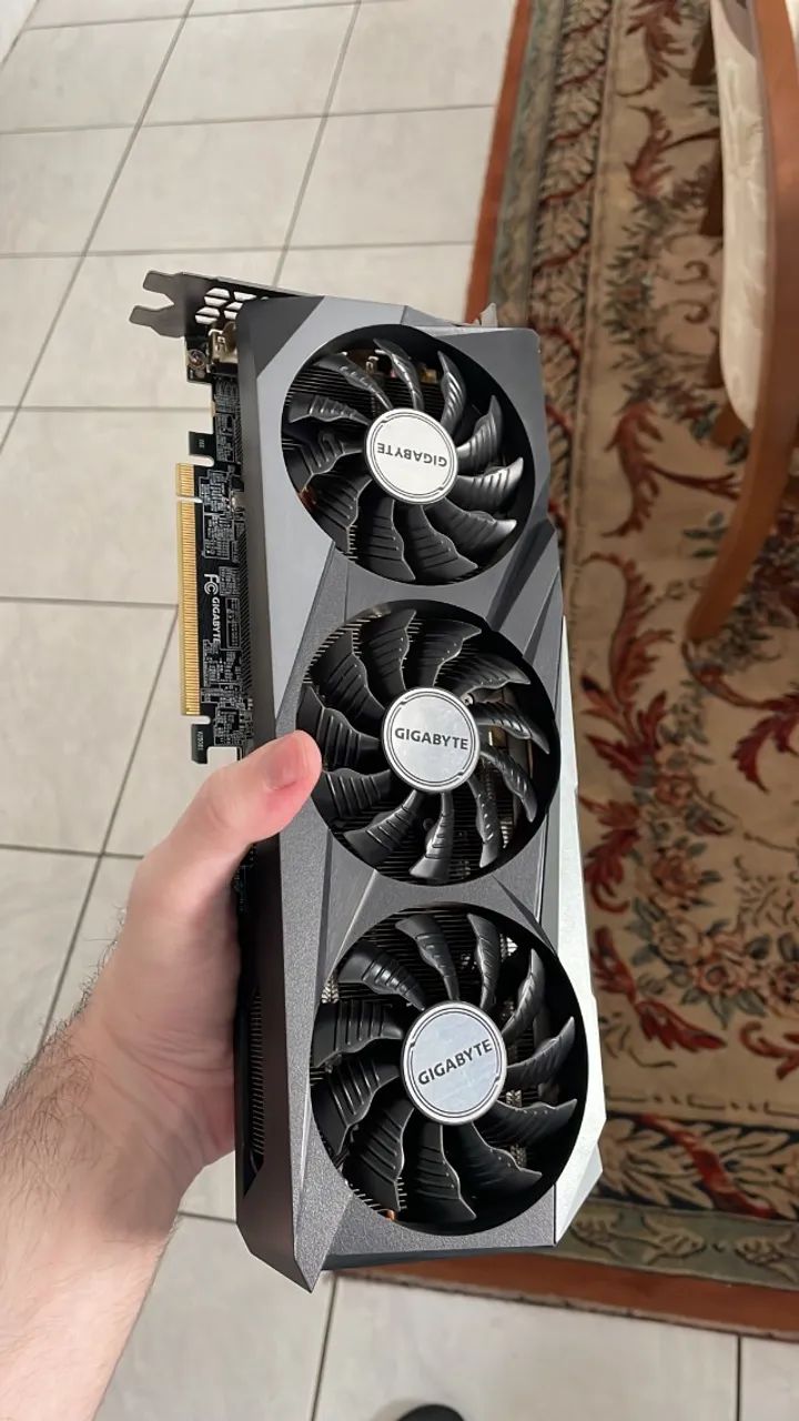 Placa de video RTX 3070 Gigabyte