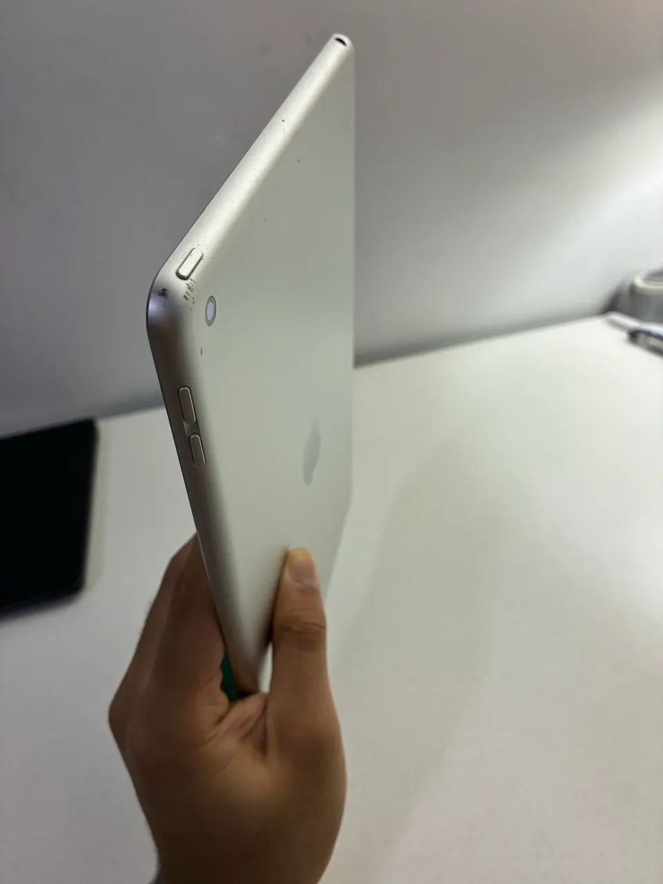 iPad 9ª geração 64 GB Wi-Fi com capa e caneta - Foto 4