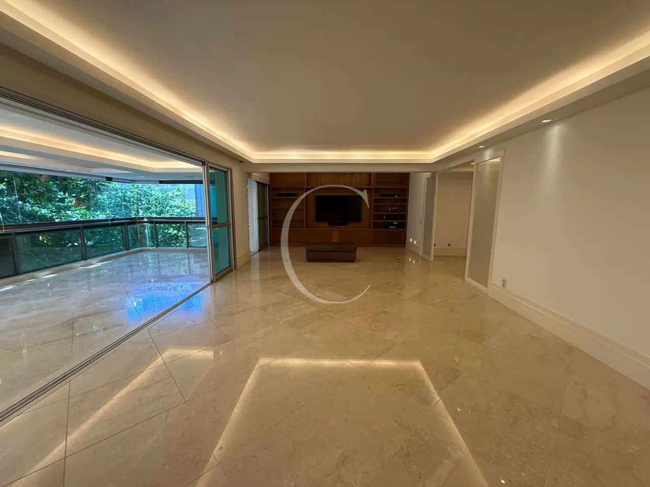 Leblon Aluguel | Apartamento 243m²