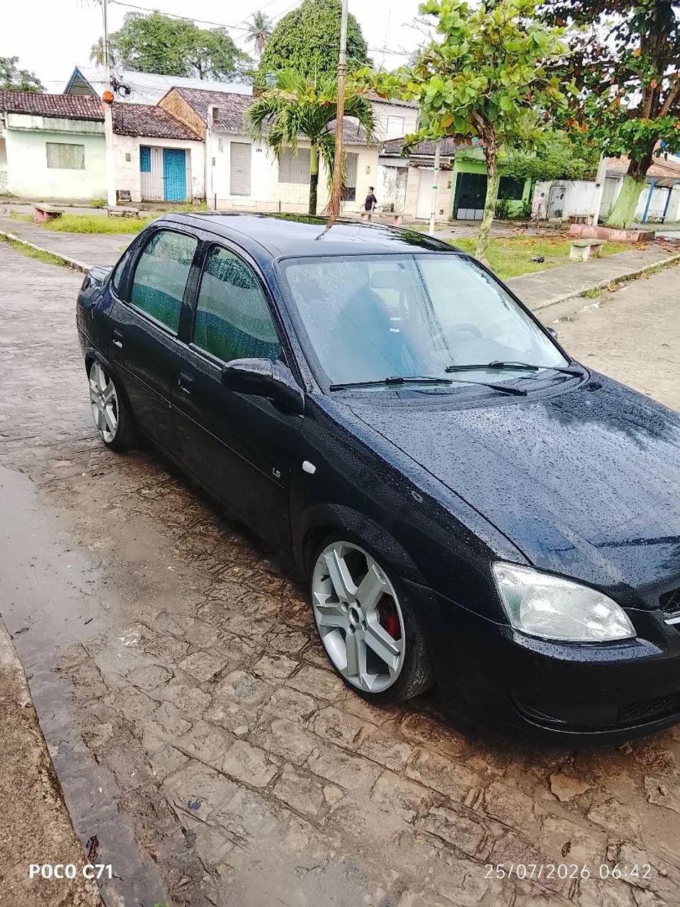 Chevrolet Classic 2011