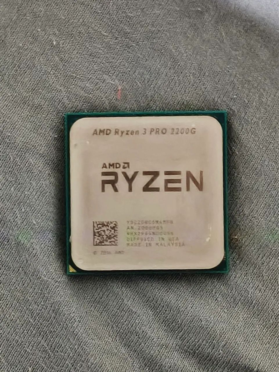 Ryzen 3 PRO 2200g