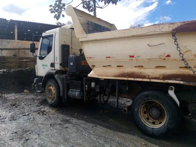 VOLVO VM 330 - 2014/15 - Foto 4